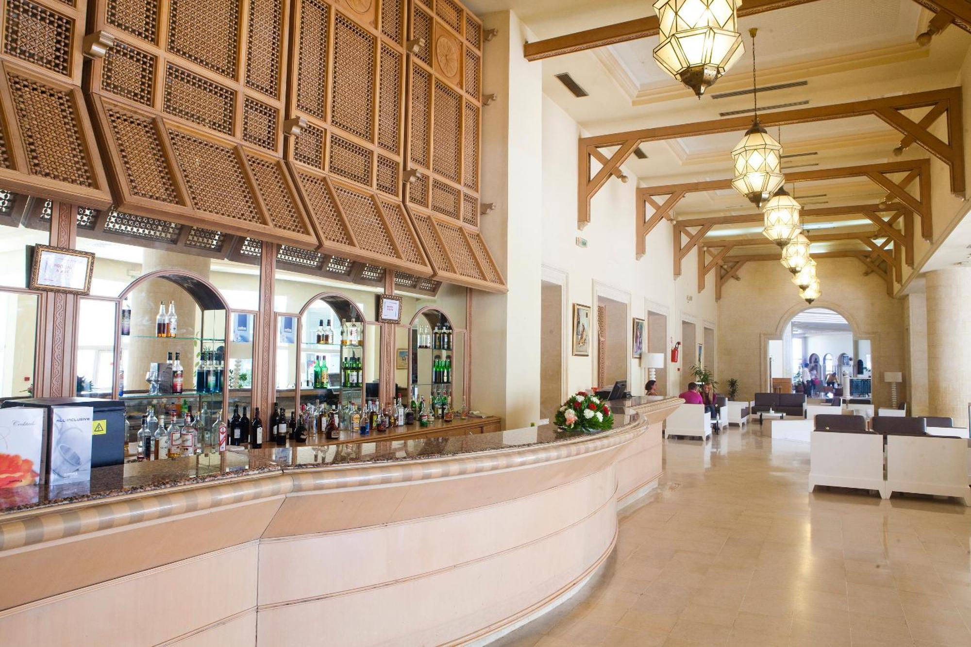 Hotel El Mouradi