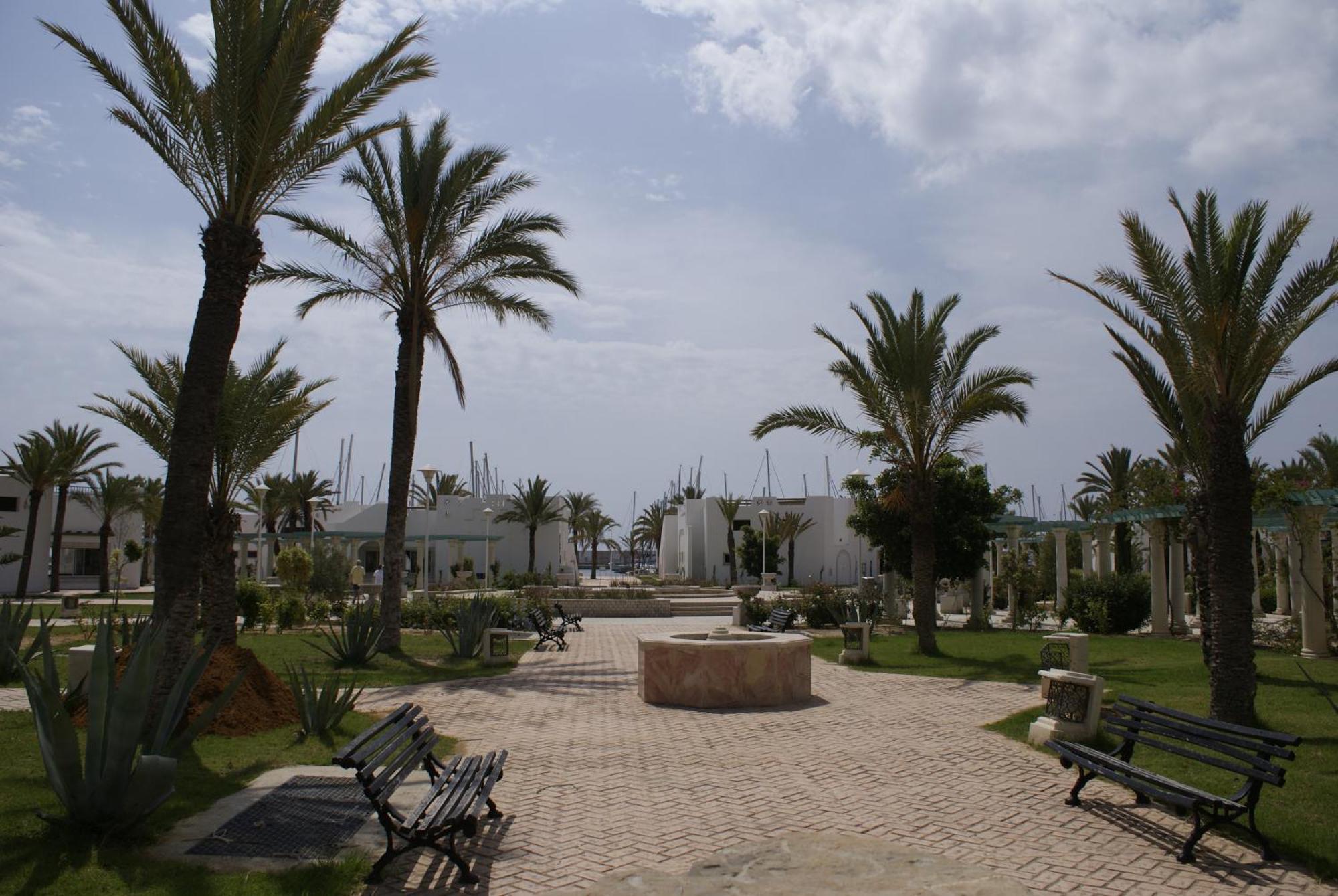 Hotel El Mouradi 4*